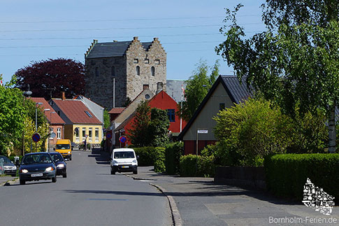 Turm, Aa Kirke, Kirche, Aakirkeby, Insel Bornholm, Daenemark