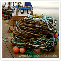 Fischernetze im Hafen bornholm, hafen