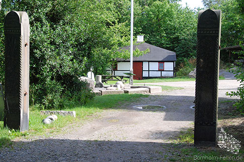 Eingang zum Steinbruchmuseum von Moseløkken, Bornholm, Dänemark