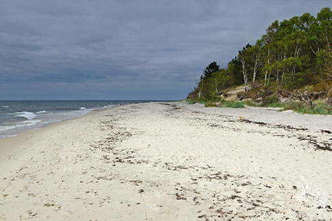 Antoinette Strand im Norden von Roenne, Insel Bornholm, Daenemark
