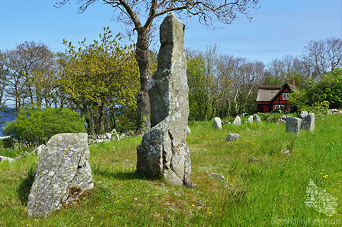 Bautasteine, Hellig Kninde, Bolshavn, Insel Bornholm, Daenemark