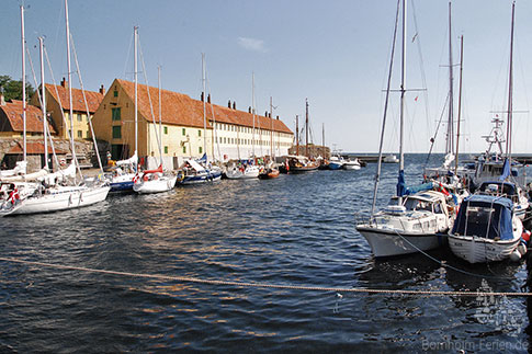 Der Hafen der Erbseninseln zwischen Christiansoe und Frederiksoe, Bornholm, Daenemark