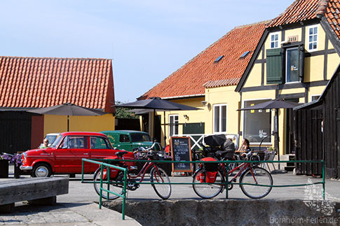 Sommer am Hafen von Gudhjem, Insel Bornholm, Daenemark