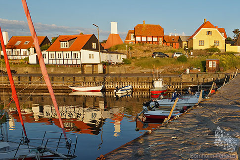 Norresand Hafen, Gudhjem, Insel Bornholm, Daenemark