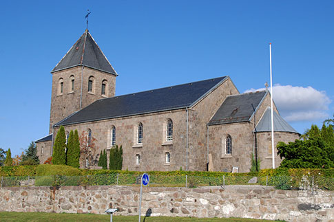 Die Kirche von Klemensker aus dem 19. Jahrhundert, Insel Bornholm, Dänemark
