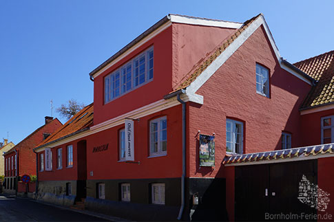 Oluf Hoest Museum - Das ehemalige Wohnhaus des Bornholmer Malers, Gudhjem, Insel Bornholm, Daenemark