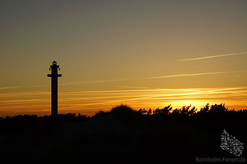 Sonnenuntergang am Leuchtturm Dueodde Fyr, Insel Bornholm, Daenemark